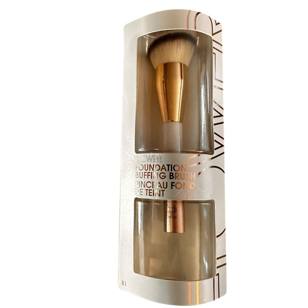 NWT Drew Barrymore Flower Gold Foundation Buffing Brush​